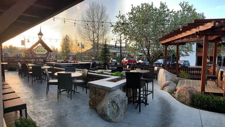 Oakside Restaurant and Bar