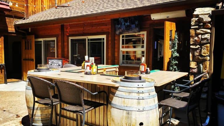 Nottinghams Restaurant and Tavern