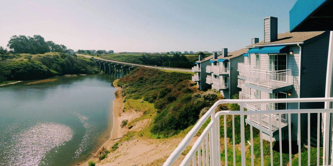 Photo by Beach House Inn.