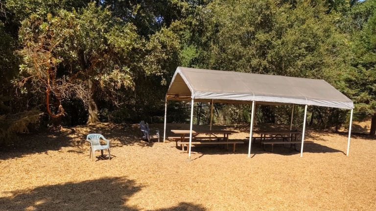 Villa Chanticleer Dog Park