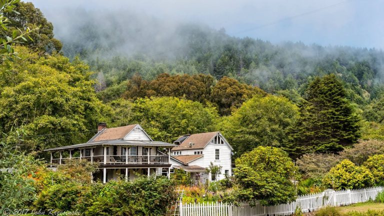 Howard Creek Ranch Inn