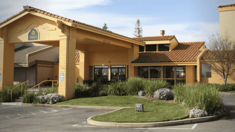 La Quinta Inn & Suites Redding