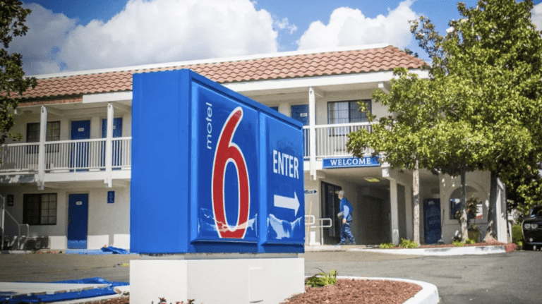 Motel 6 Redding South