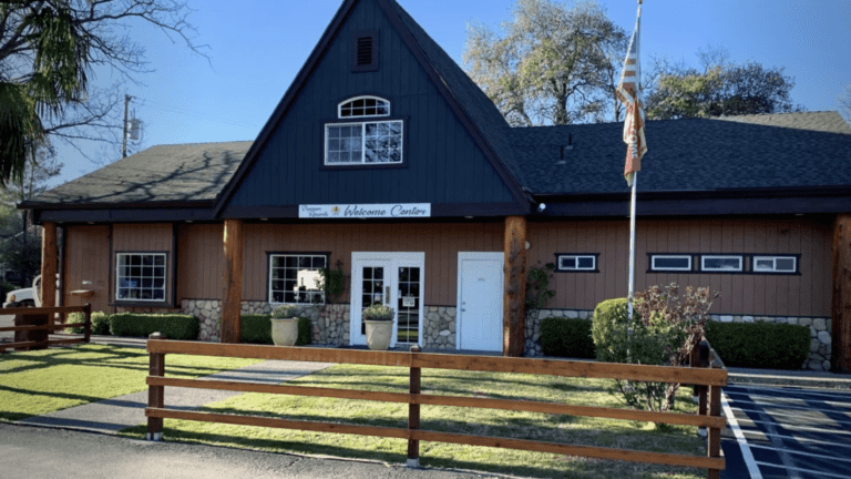 Premier RV Resort – Redding