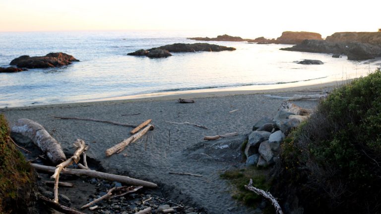 Shell Beach coastal access trail